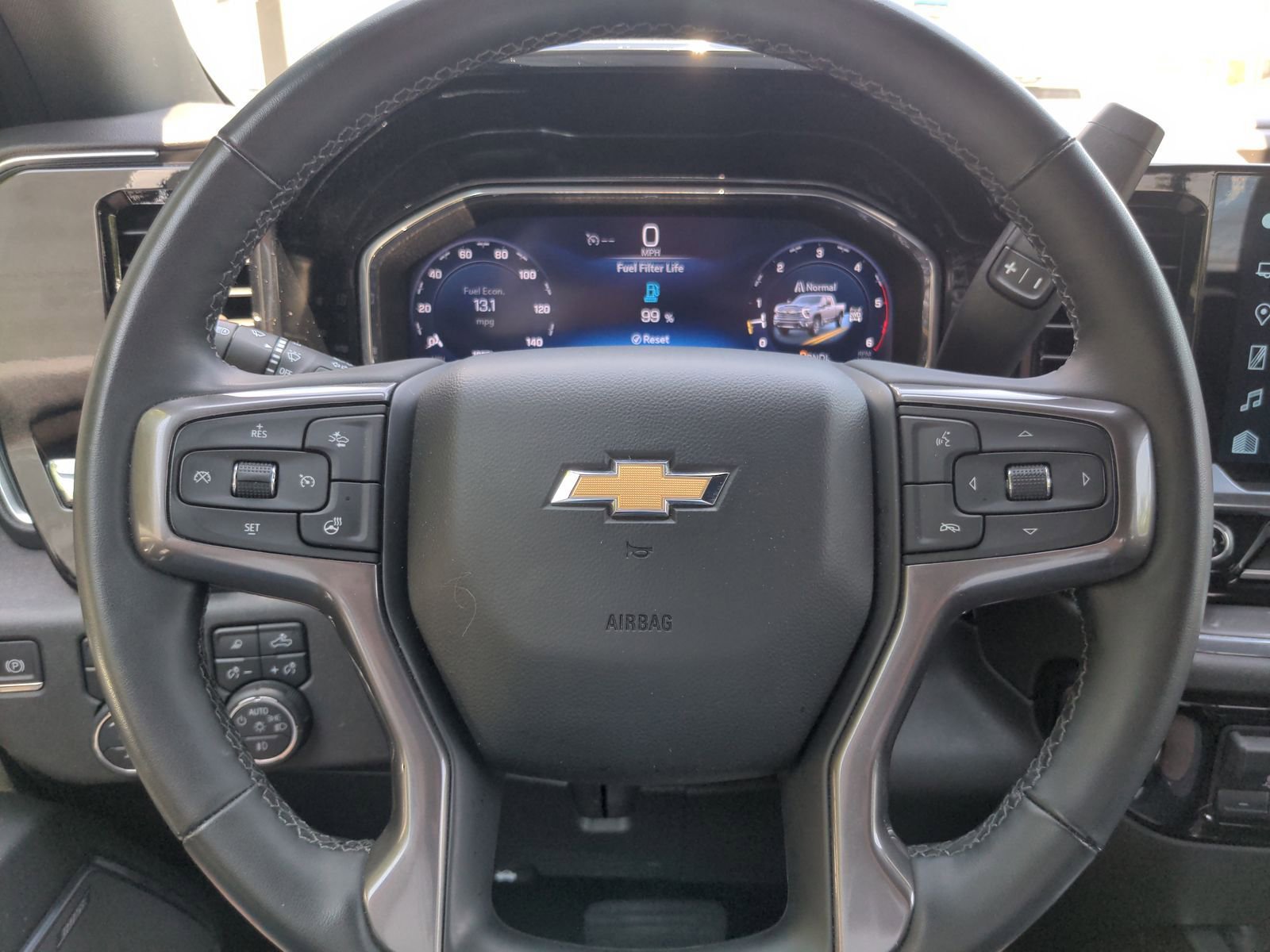 Used 2024 Chevrolet Silverado 2500 High Country w/ High Country Premium Package image 12