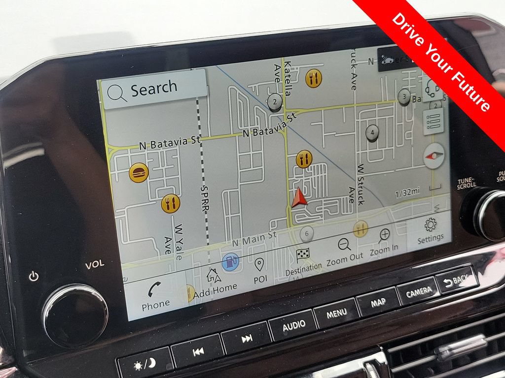 Used 2025 Nissan Pathfinder Platinum FWD image 10