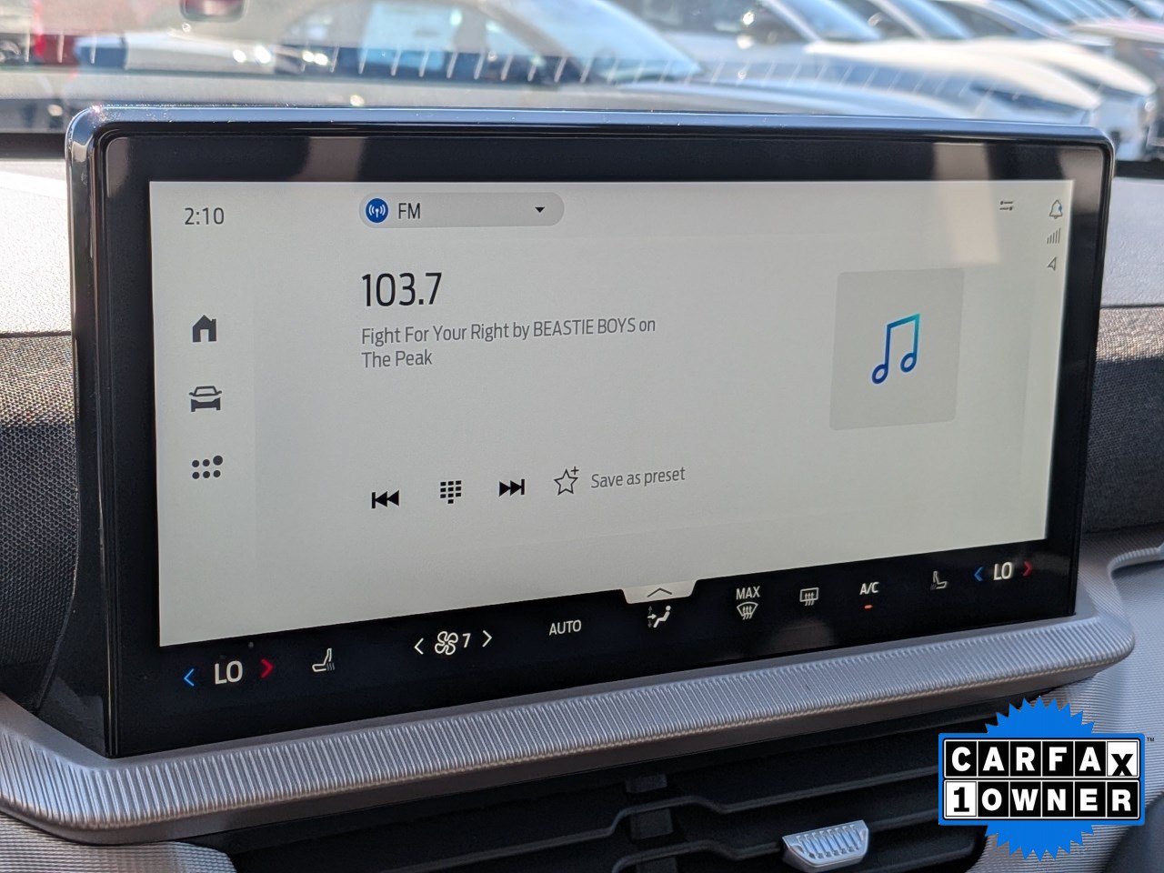 Used 2025 Ford Explorer Active AWD/4WD image 24