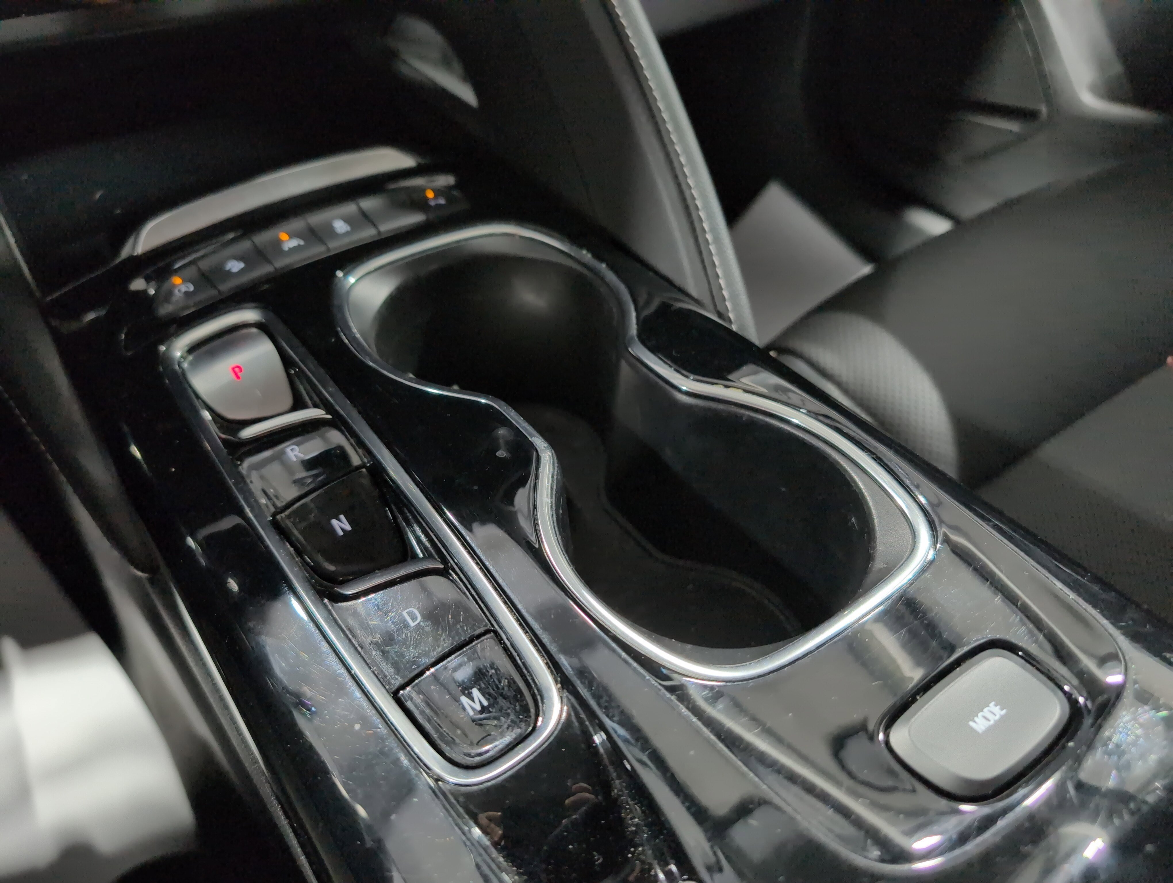 Used 2023 Buick Envision Essence AWD/4WD image 16