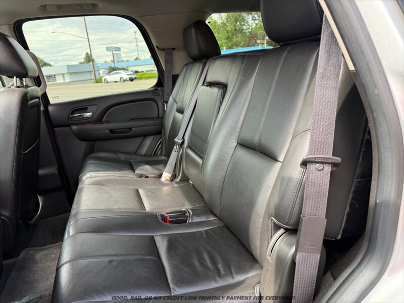 Used 2013 Chevrolet Tahoe LT w/ Luxury Package AWD/4WD image 14