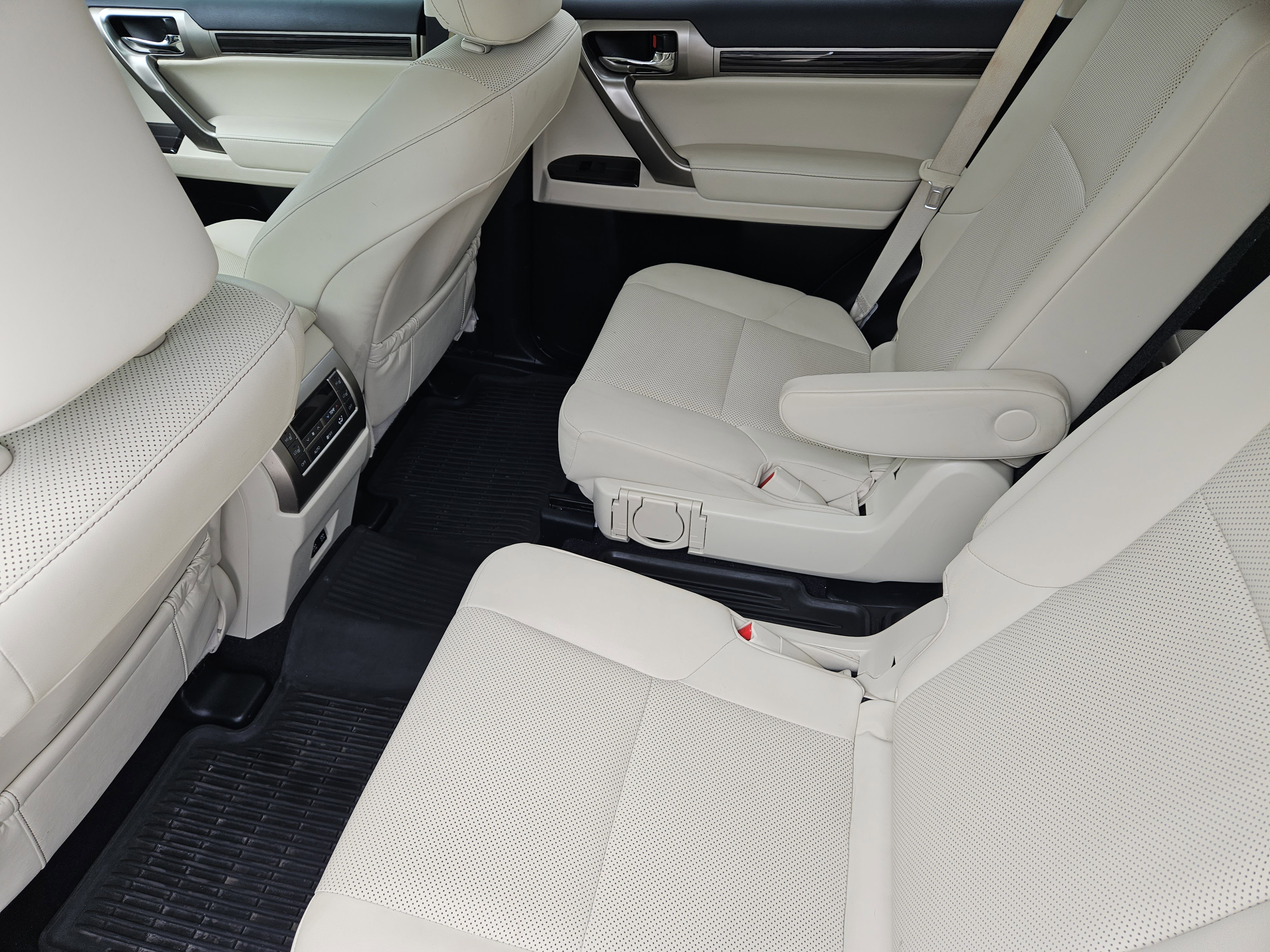 Used 2020 Lexus GX 460 Premium AWD/4WD image 27