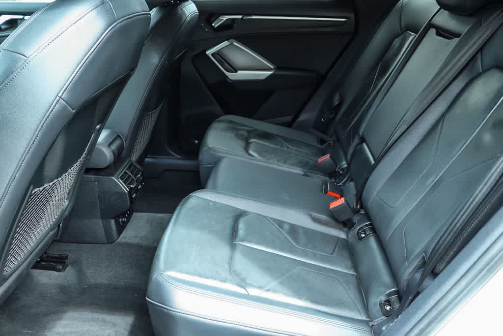 Used 2023 Audi Q3 2.0T Premium w/ Convenience Package AWD/4WD image 21