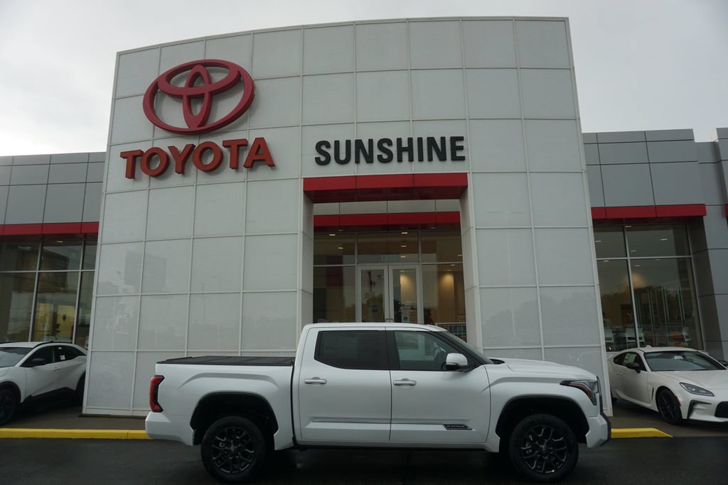 New 2026 Toyota Tundra Platinum AWD/4WD image 1