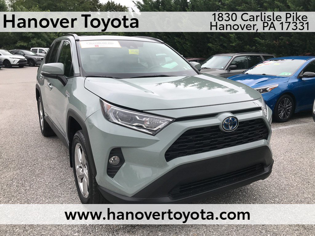 Certified 2021 Toyota RAV4 XLE Premium AWD/4WD image 1