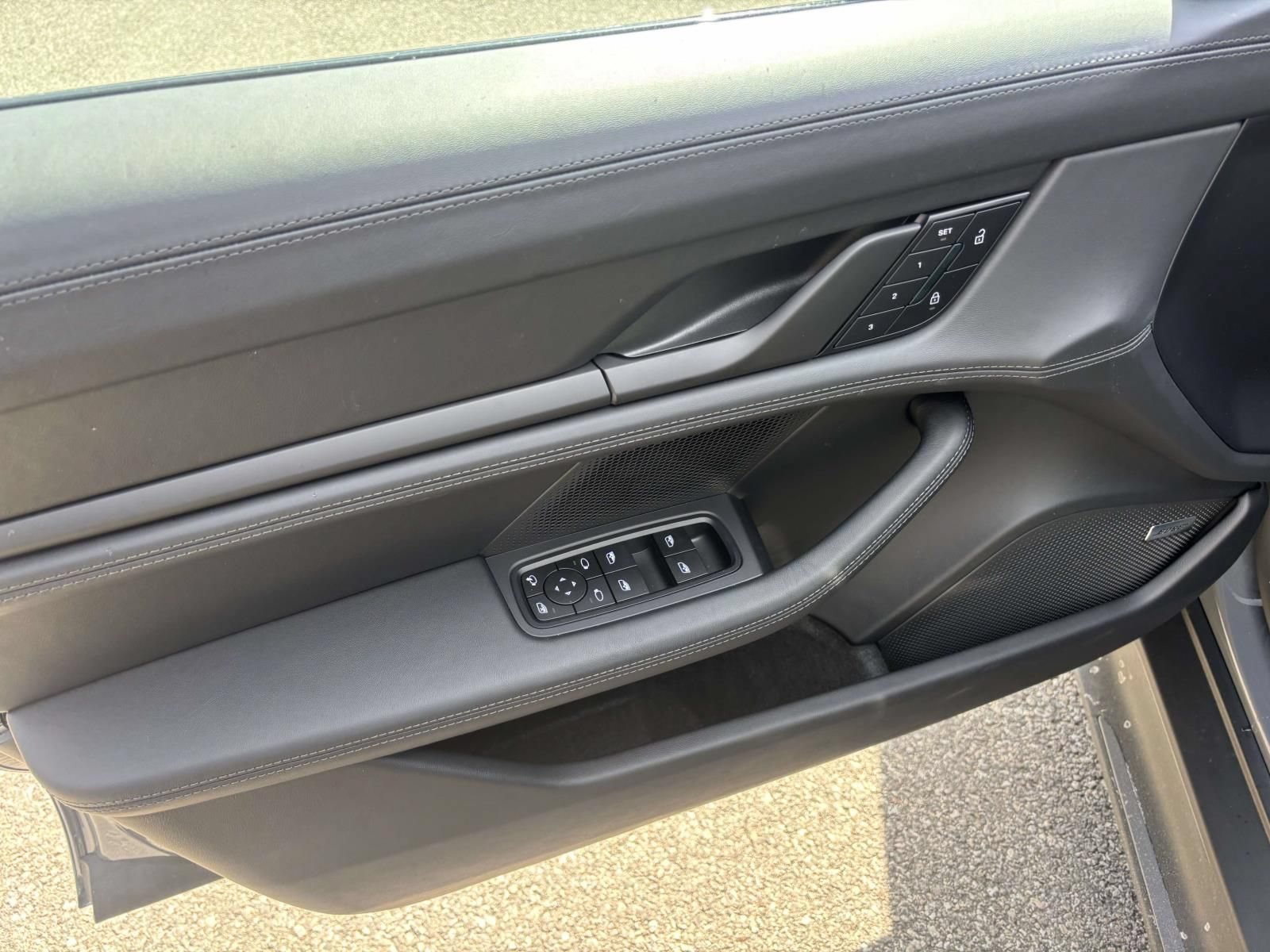 New 2026 Porsche Taycan AWD/4WD image 22