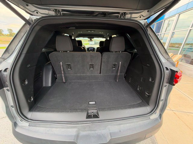 Used 2023 Chevrolet Traverse LT w/ Midnight/Sport Edition AWD/4WD image 27