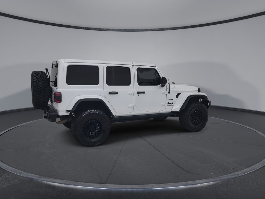 Used 2018 Jeep Wrangler Unlimited Sahara AWD/4WD image 19