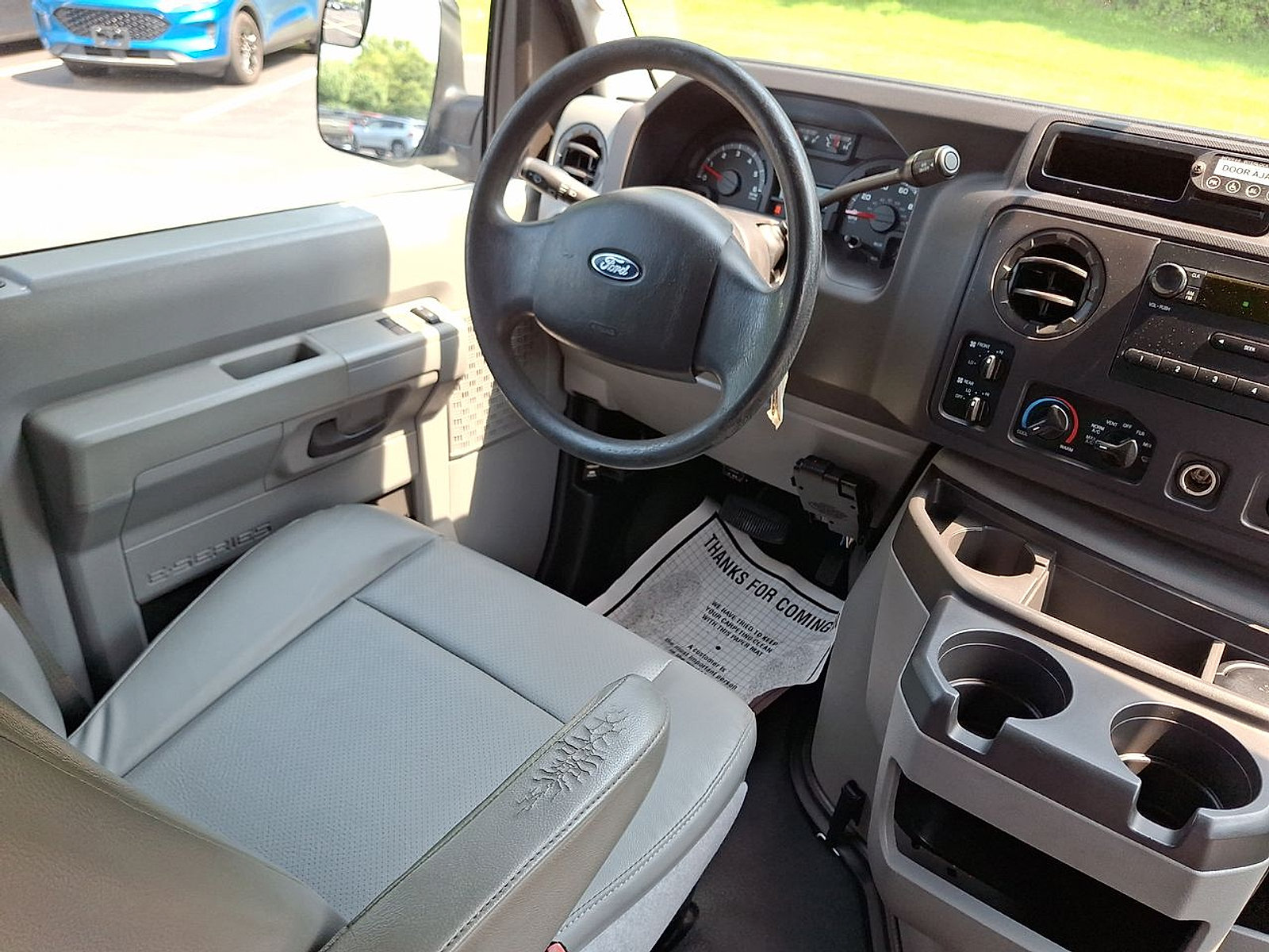 Used 2011 Ford E-350 and Econoline 350 XL w/ PWR Windows & Locks Group RWD image 18
