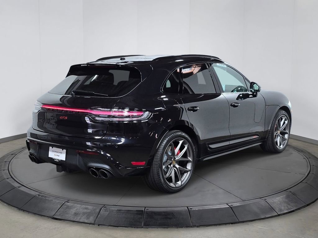 Certified 2025 Porsche Macan GTS image 7