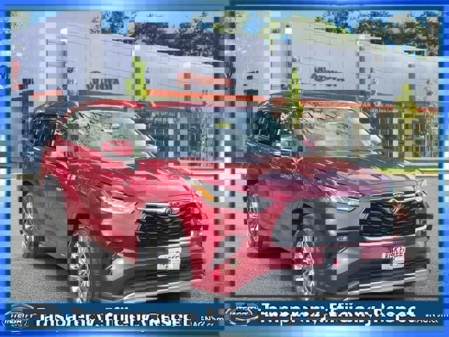 Used 2021 Toyota Highlander Platinum AWD/4WD image 1