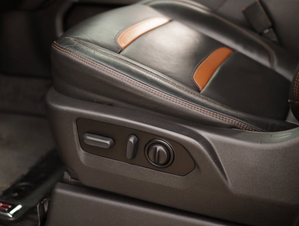 Used 2021 GMC Sierra 1500 AT4 image 21