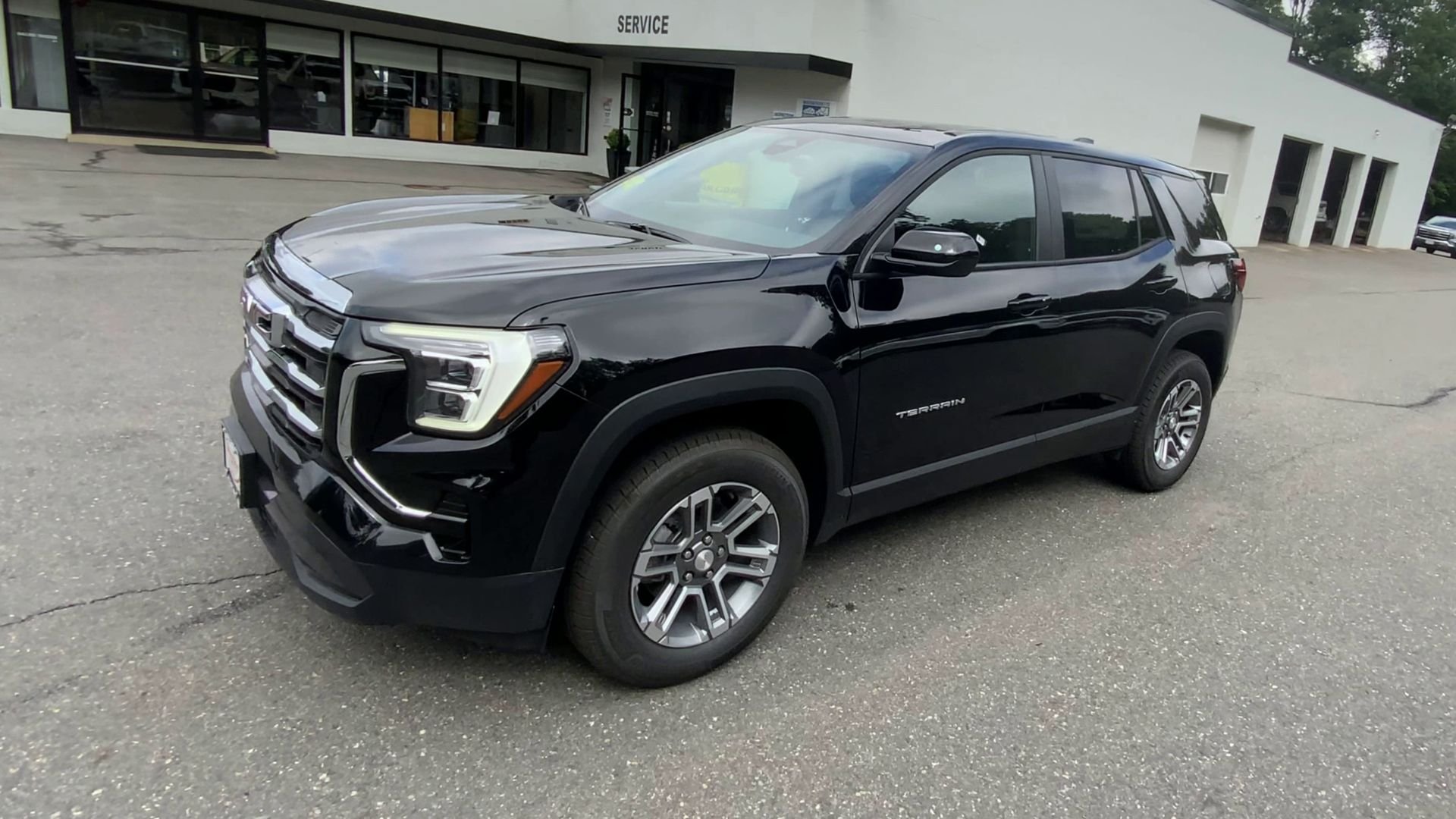 New 2027 GMC Terrain Elevation w/ LPO, Floor Liner Package AWD/4WD image 26