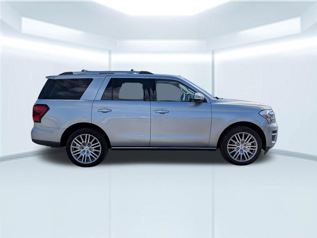 Used 2024 Ford Expedition Limited AWD/4WD image 7