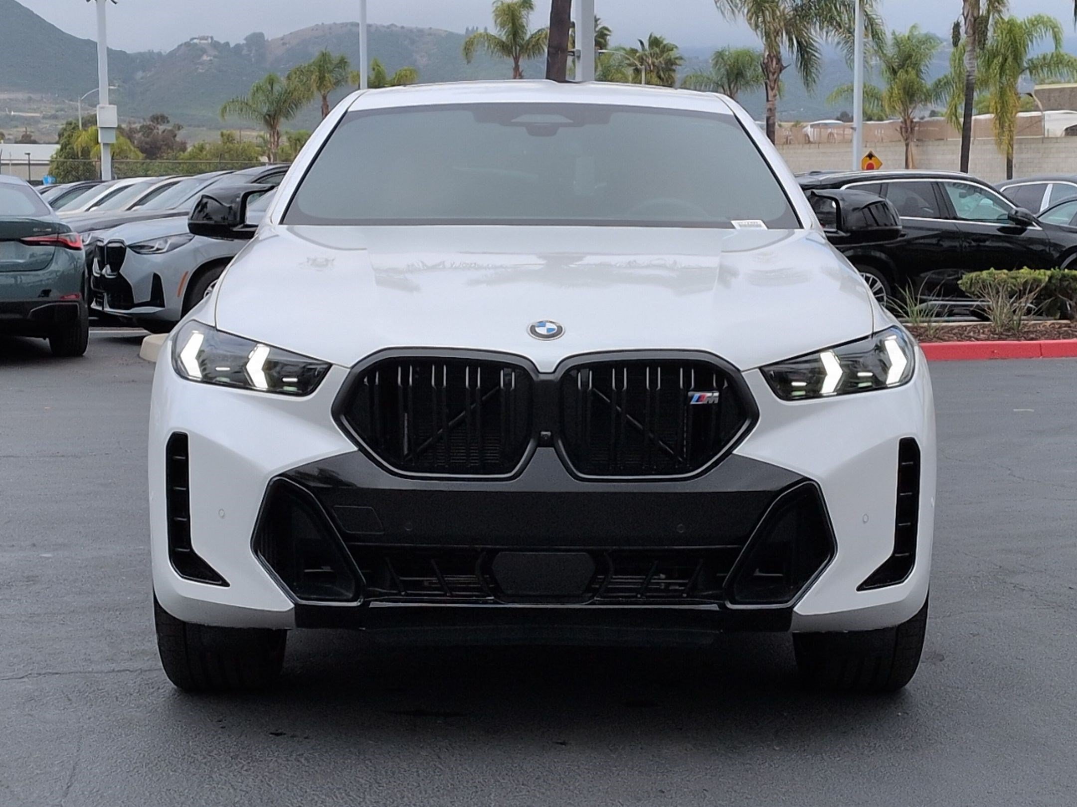 New 2026 BMW X6 M60i AWD/4WD image 3