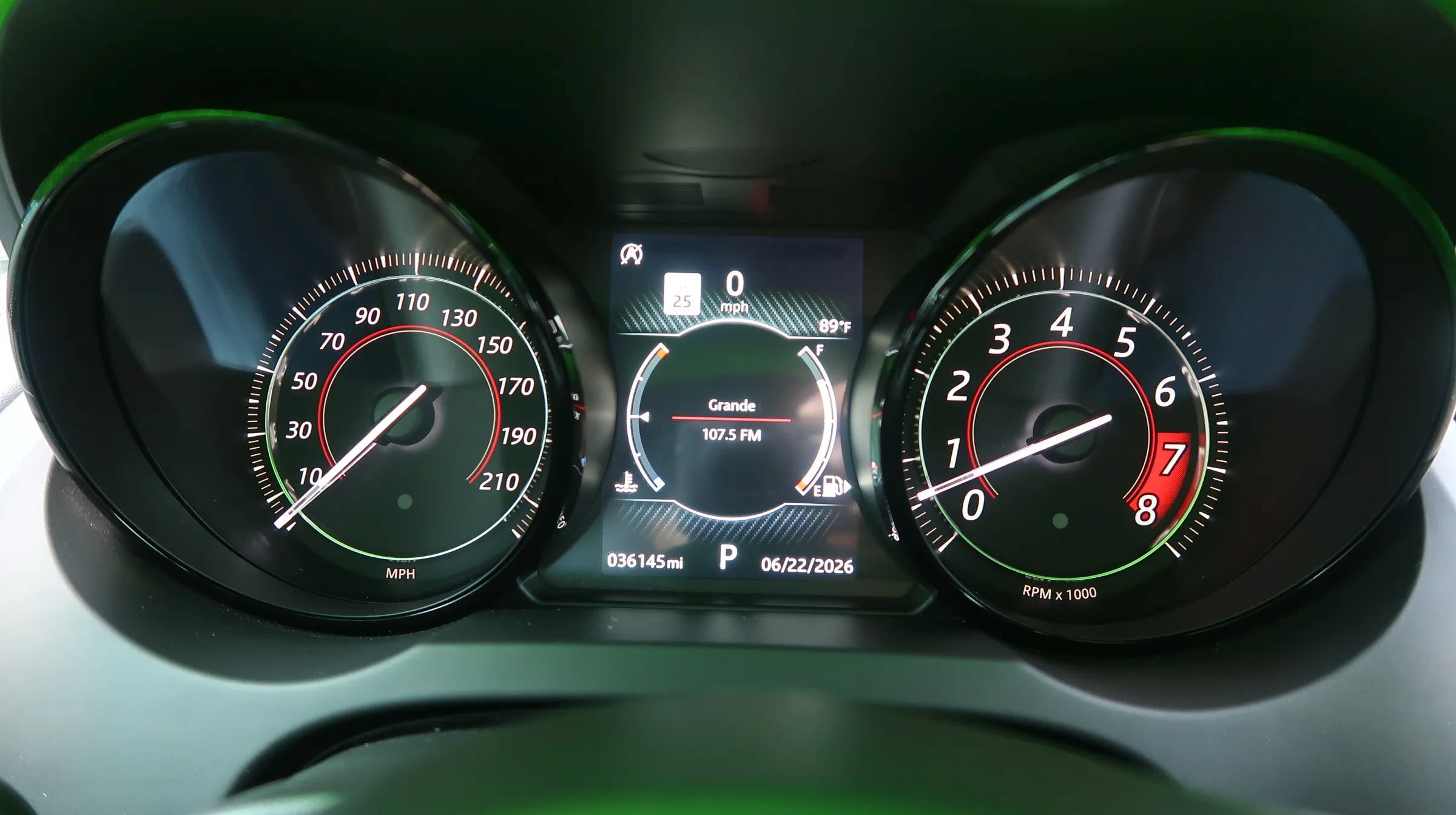 Used 2020 Jaguar F-TYPE R AWD/4WD image 33