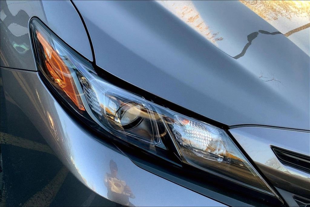 Used 2023 Toyota Camry SE image 32