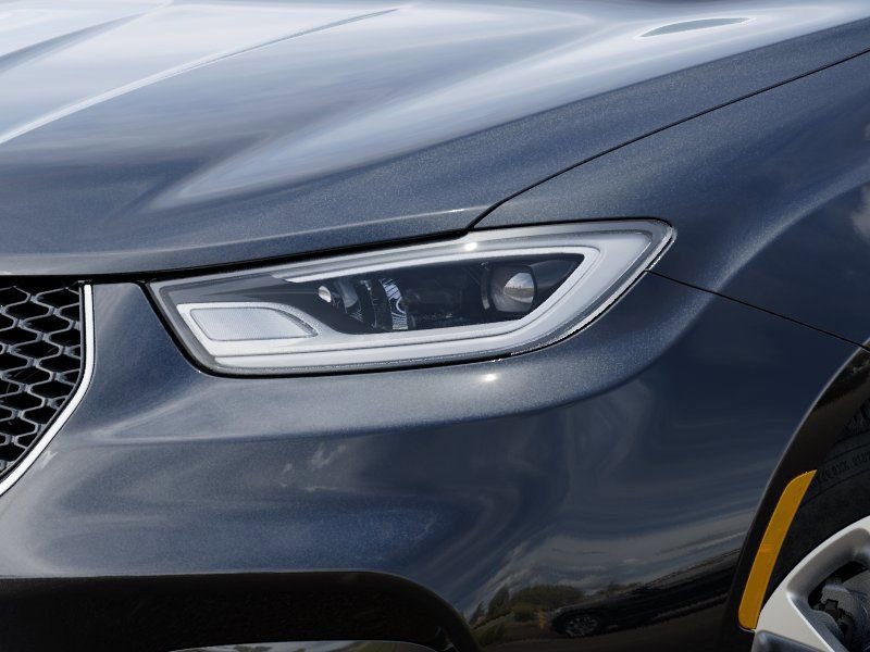 New 2026 Chrysler Pacifica Select image 11