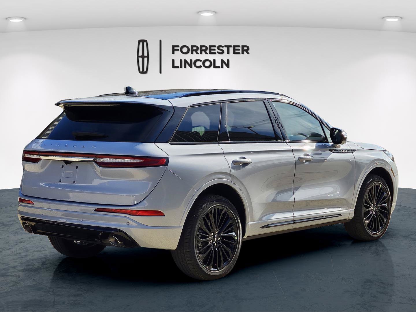 New 2026 Lincoln Corsair Premiere AWD/4WD image 3