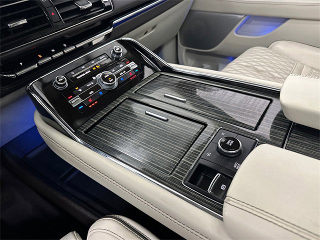 Used 2022 Lincoln Navigator L Black Label image 34