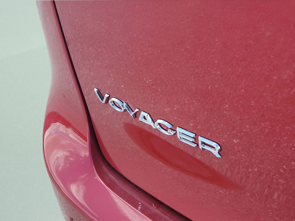 New 2026 Chrysler Voyager LX image 40