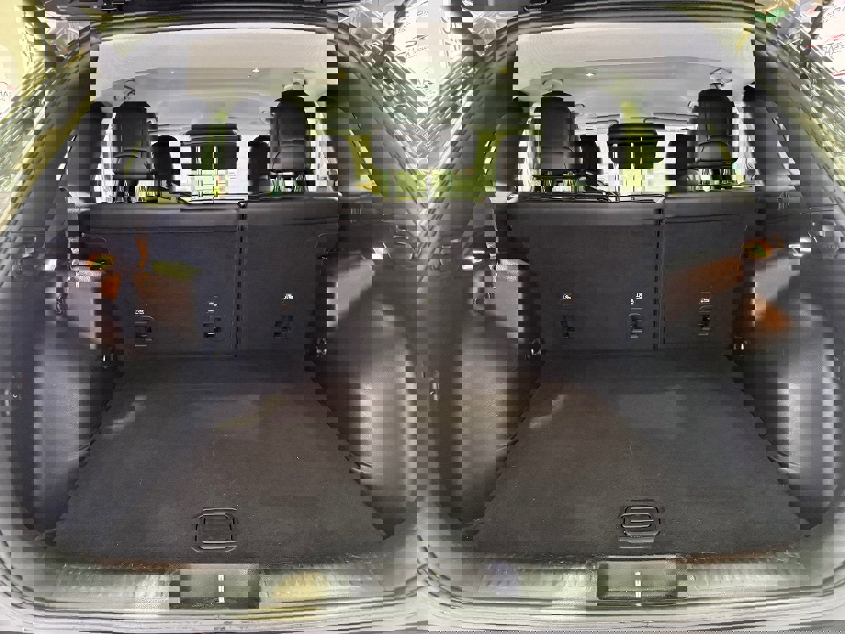 Used 2019 Jeep Cherokee Limited image 41