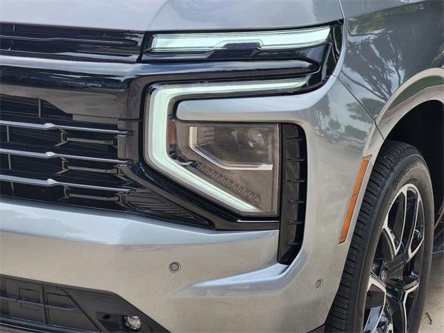 Used 2026 Chevrolet Suburban RST w/ Comfort Package RWD image 17