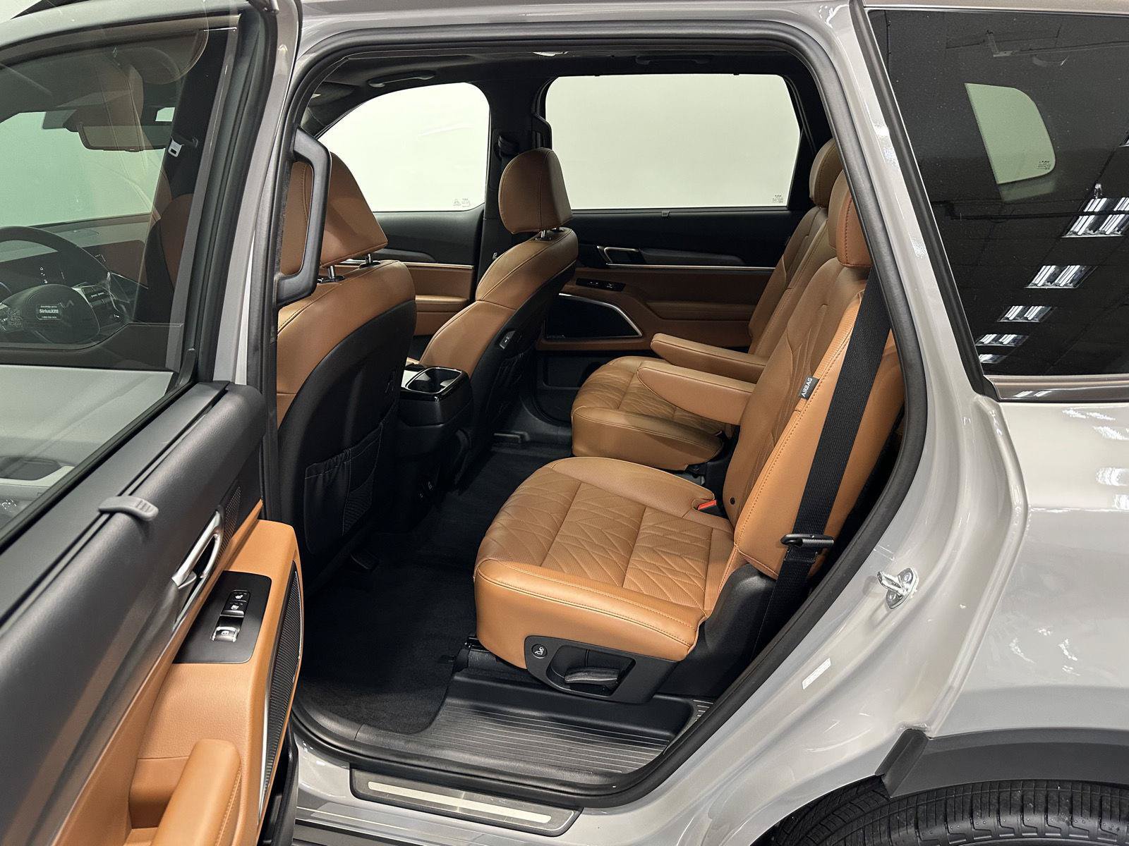 Used 2025 Kia Telluride SX Prestige X-Line AWD/4WD image 34