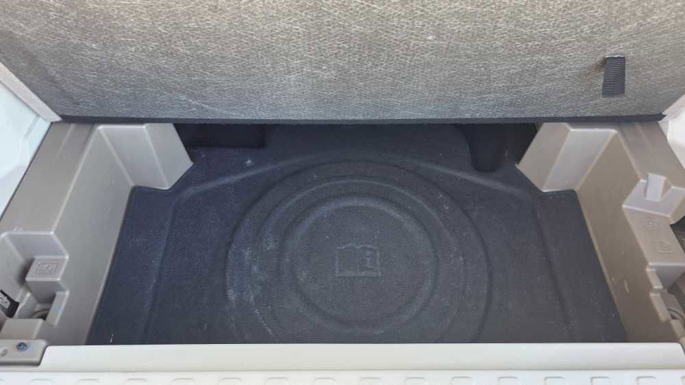 Used 2019 GMC Terrain Denali w/ Advanced Safety Package image 10