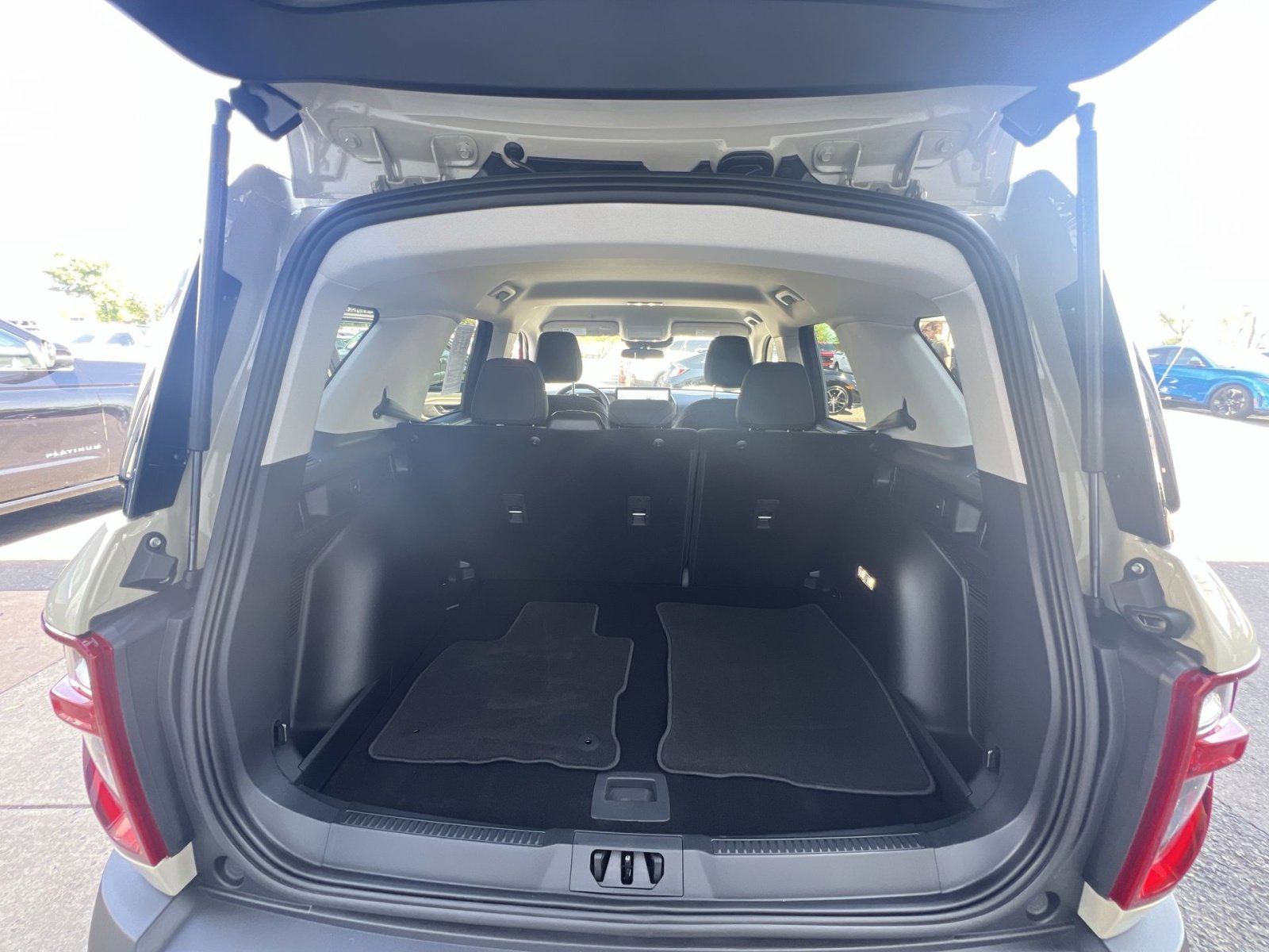 Used 2025 Ford Bronco Sport Big Bend w/ Convenience Package AWD/4WD image 32