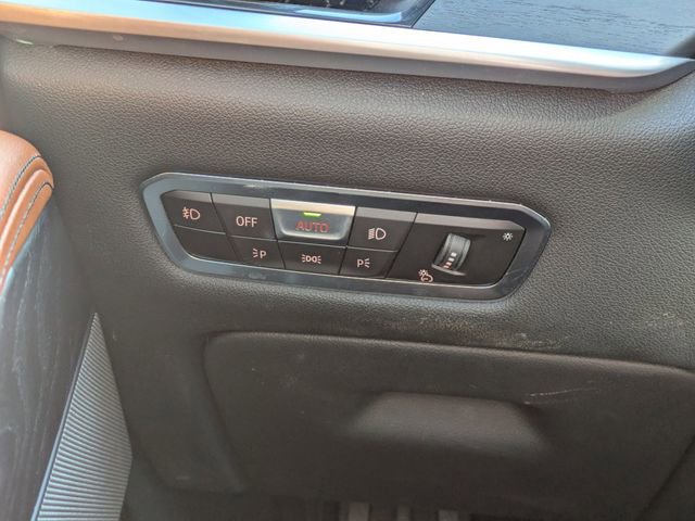 Used 2021 BMW X7 M50i image 27