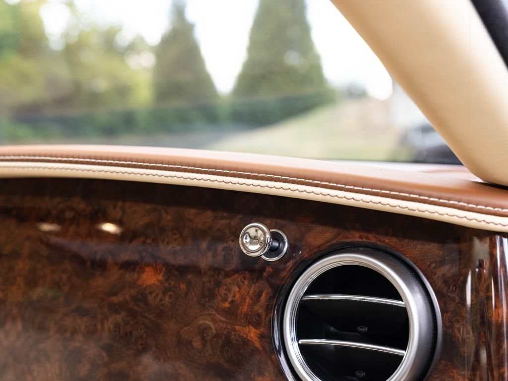 Used 2015 Bentley Flying Spur W12 AWD/4WD image 75
