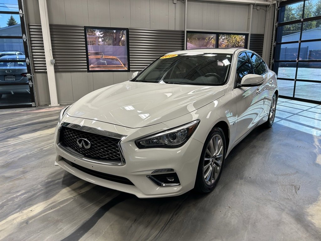 Used 2019 INFINITI Q50 Luxe image 4