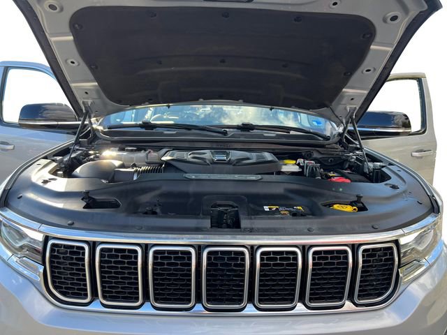 Used 2024 Jeep Wagoneer 4WD image 20