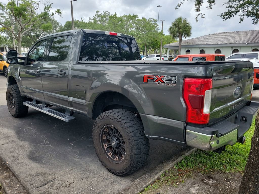 Used 2018 Ford F250 Lariat w/ Lariat Value Package image 4
