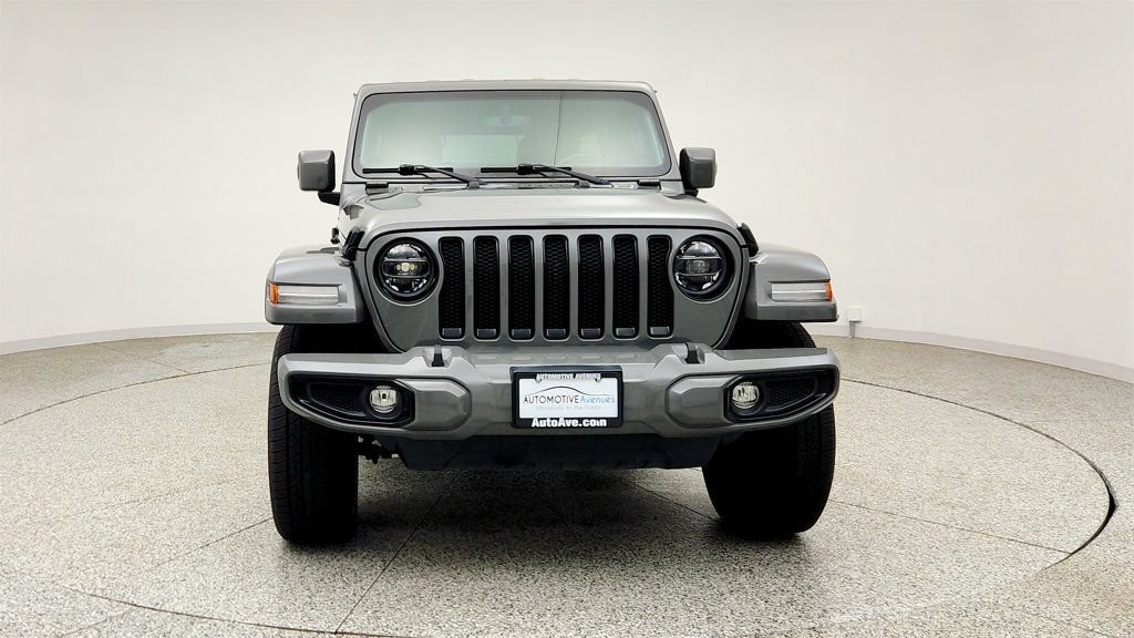 Used 2022 Jeep Wrangler Unlimited Sahara AWD/4WD image 2