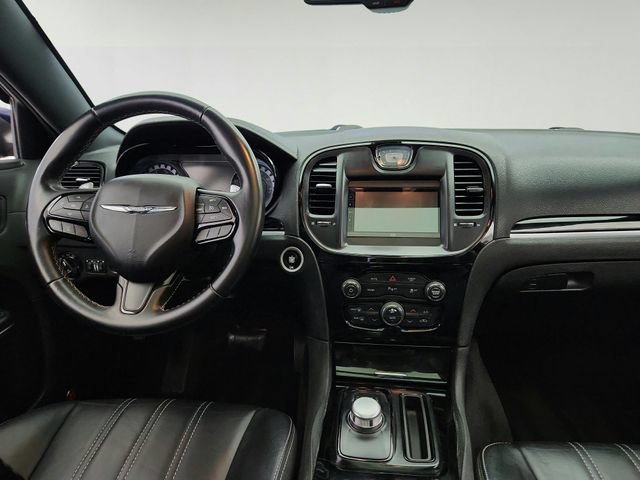 Used 2017 Chrysler 300 S w/ 300S Premium Group AWD/4WD image 27