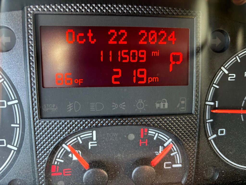 Used 2014 RAM ProMaster 2500 w/ Interior Convenience Group image 13