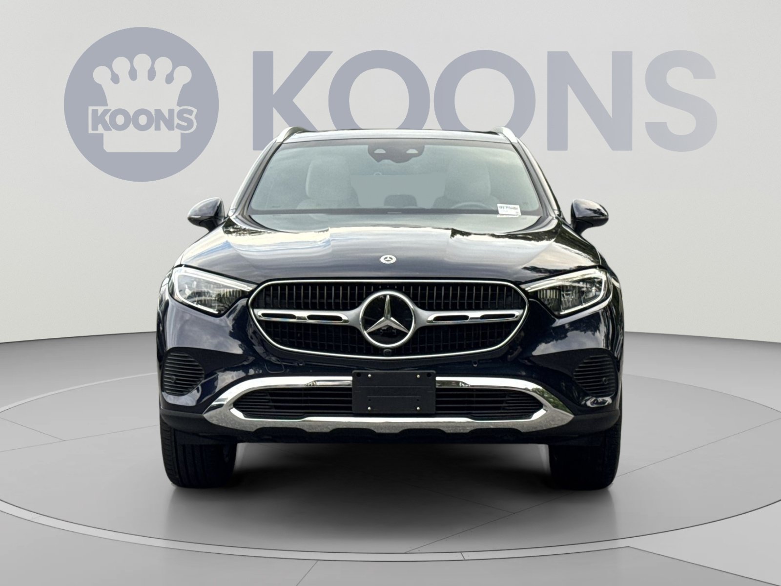Used 2023 Mercedes-Benz GLC 300 4MATIC image 4