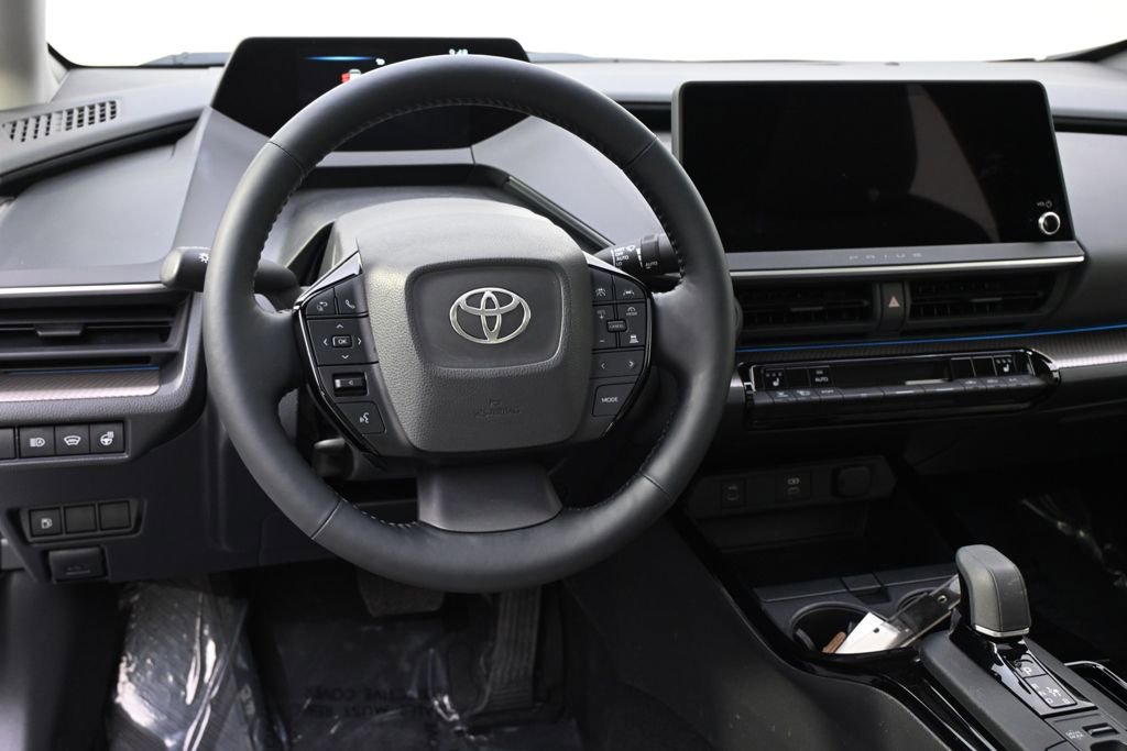 Used 2024 Toyota Prius XLE image 12