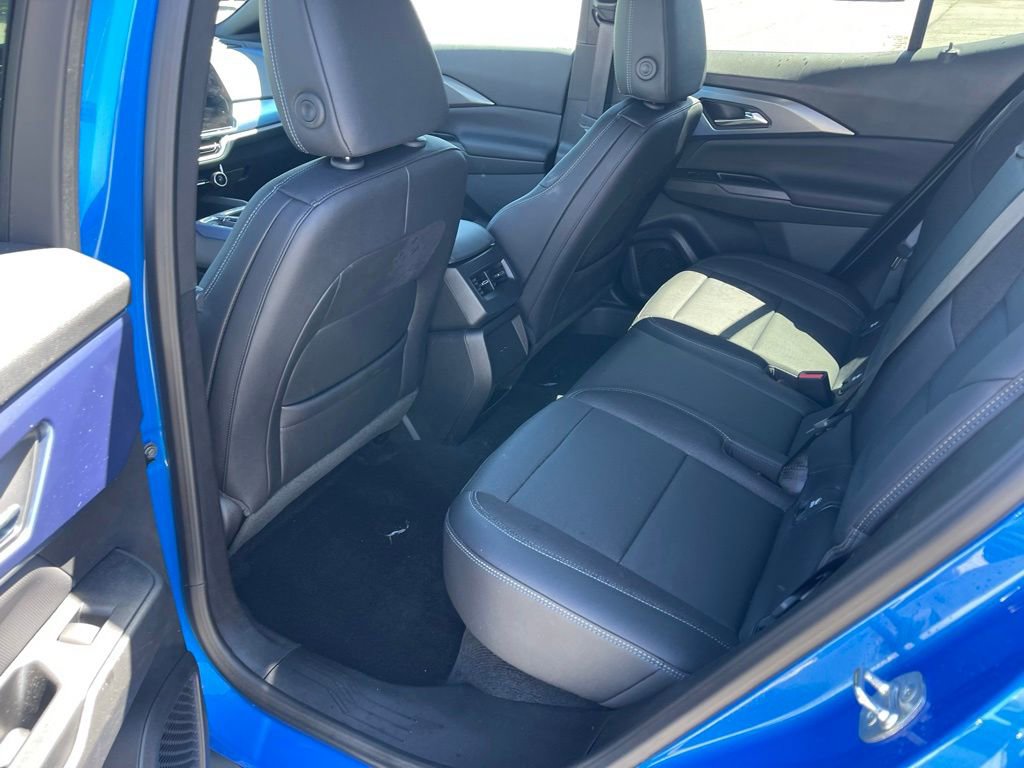 Used 2025 Chevrolet Equinox EV LT w/ Convenience Package FWD image 14