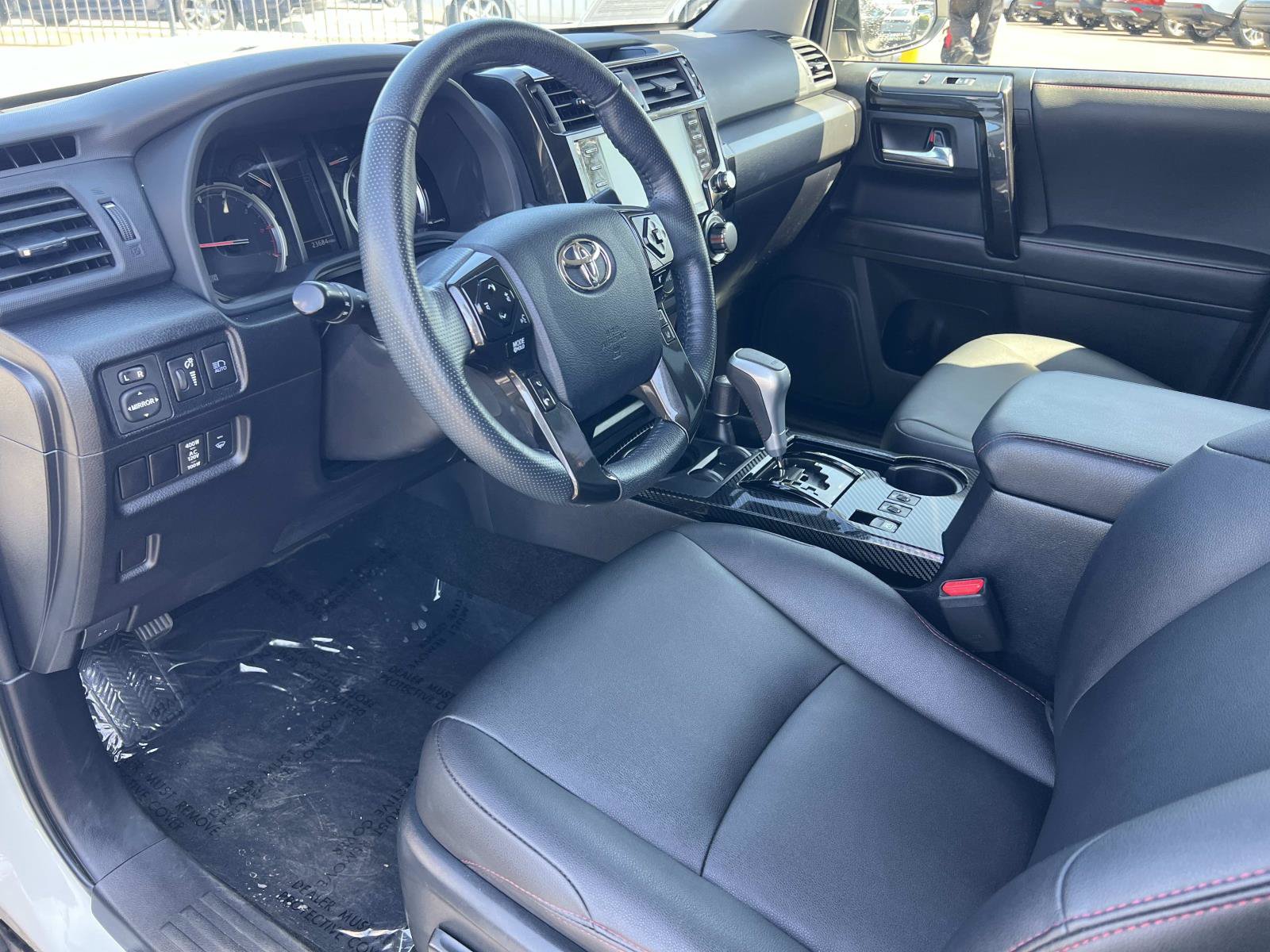 Used 2023 Toyota 4Runner TRD Off-Road Premium w/ Moonroof Package AWD/4WD image 5