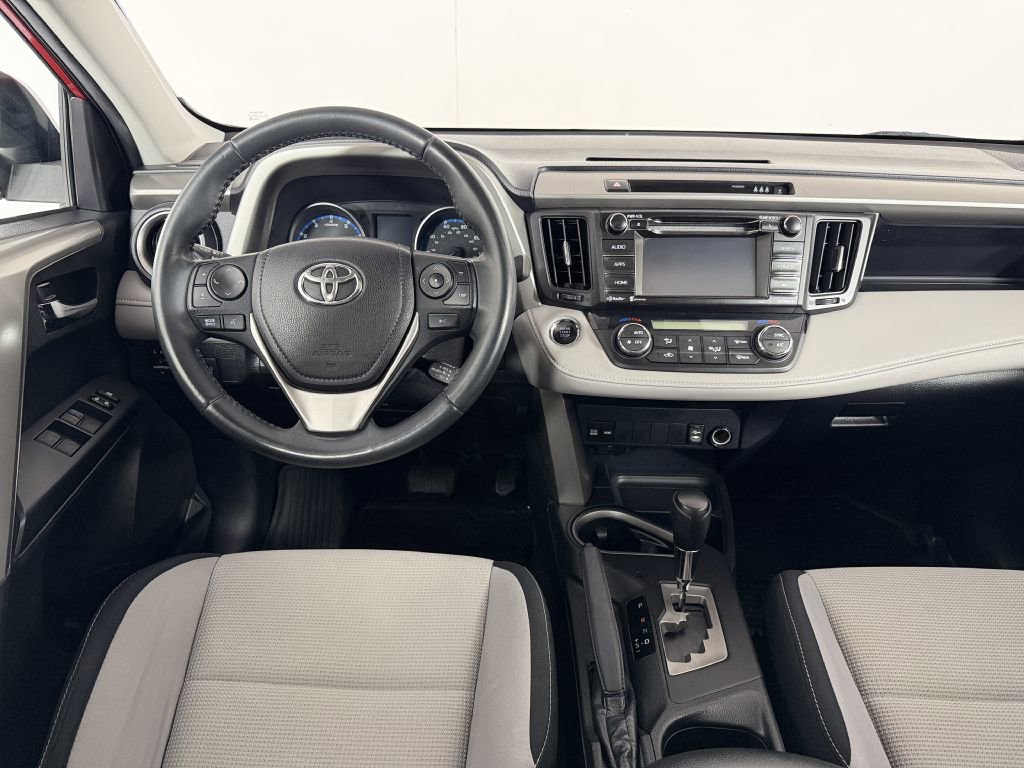 Used 2017 Toyota RAV4 XLE image 15