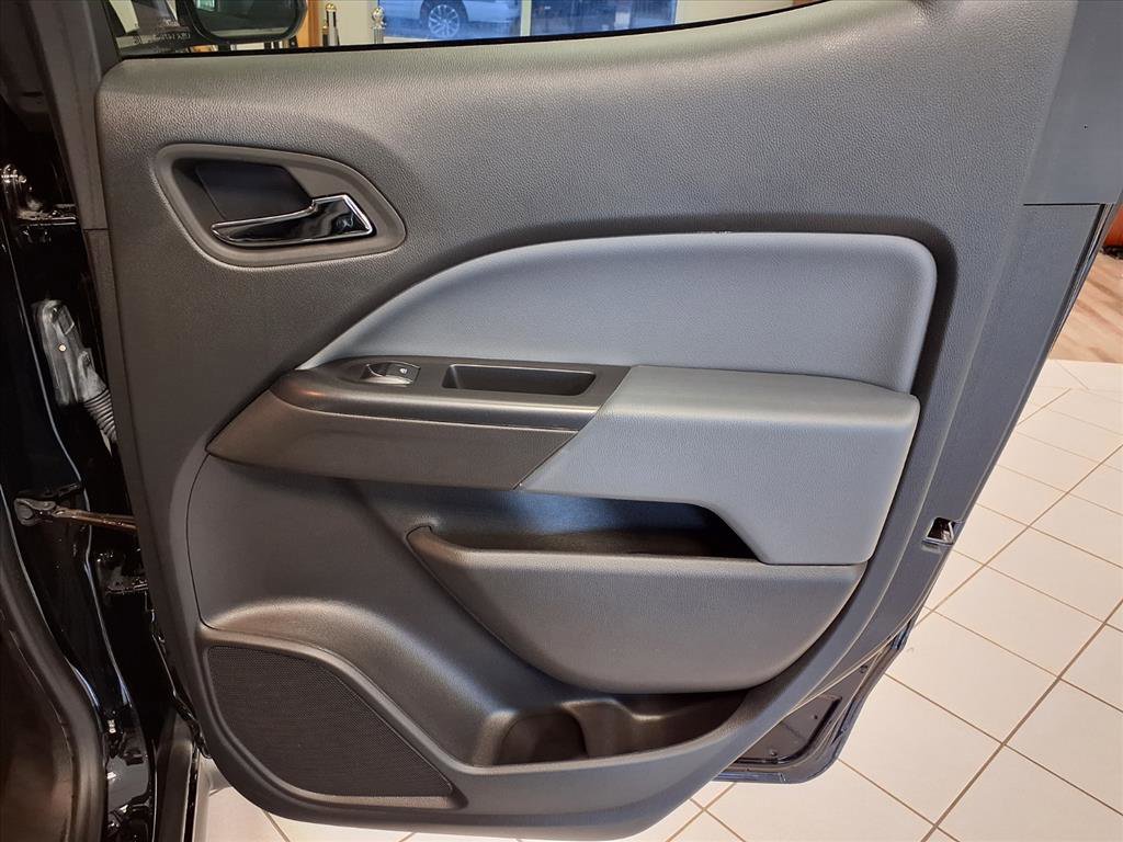 Used 2022 Chevrolet Colorado Z71 image 12