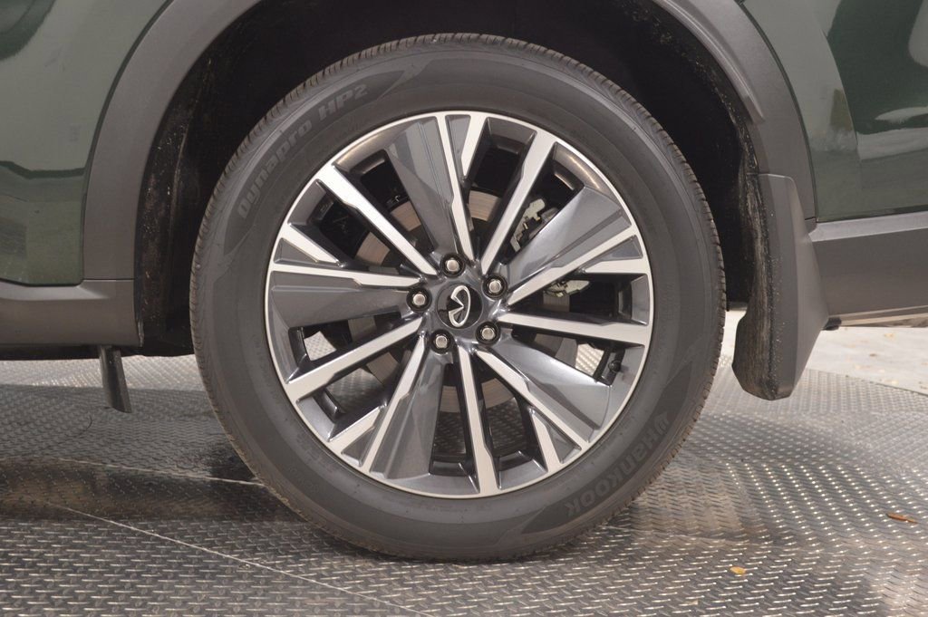 Certified 2026 INFINITI QX60 Luxe image 14