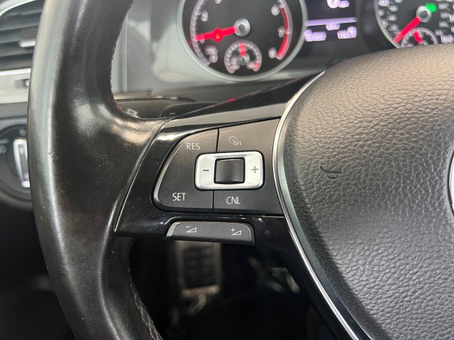 Used 2017 Volkswagen Golf SE AWD/4WD image 25