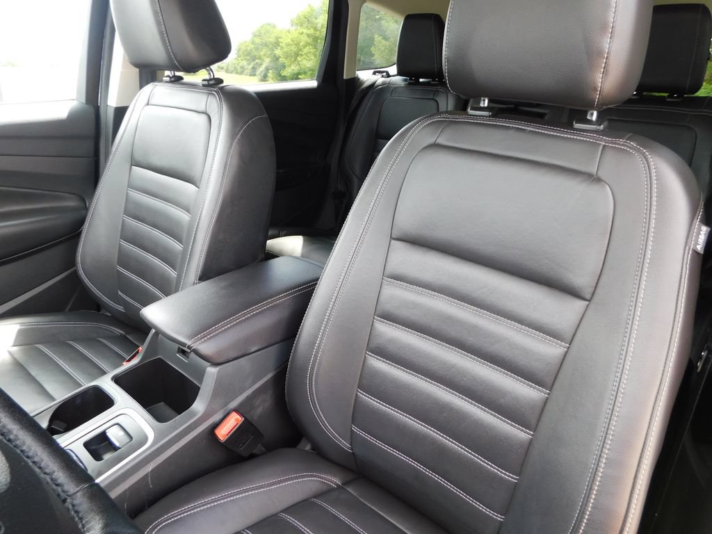 Used 2017 Ford Escape Titanium FWD image 15