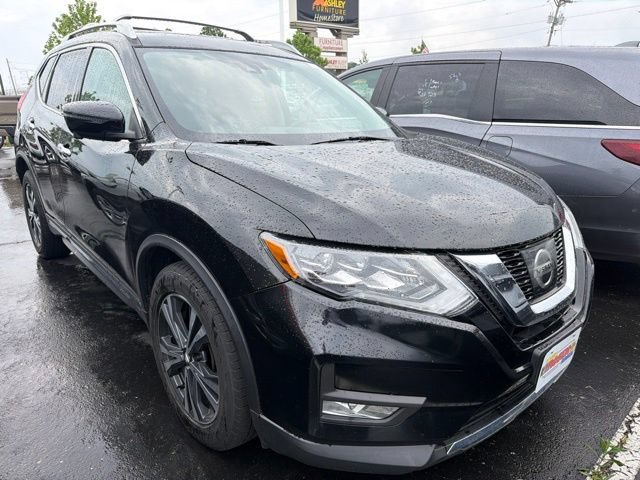 Used 2017 Nissan Rogue SL w/ SL Premium Package AWD/4WD image 2