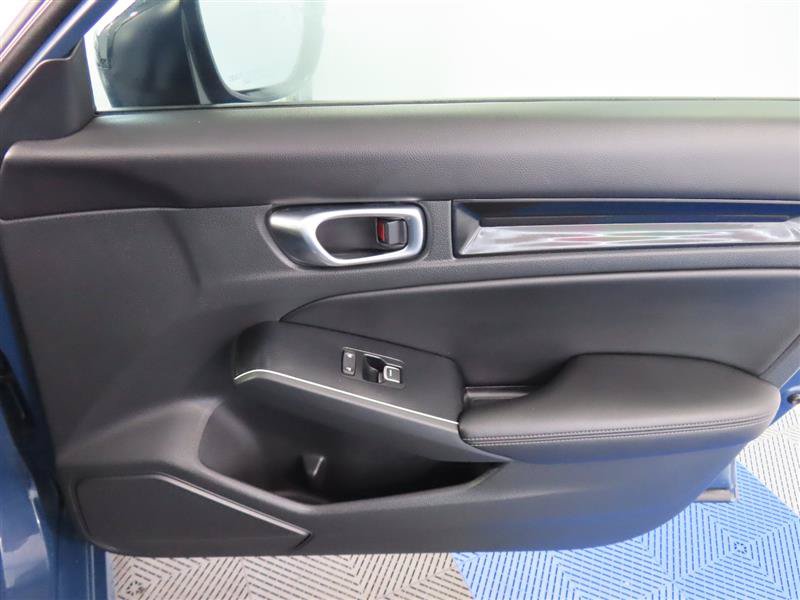 Used 2025 Honda Civic Sport image 37
