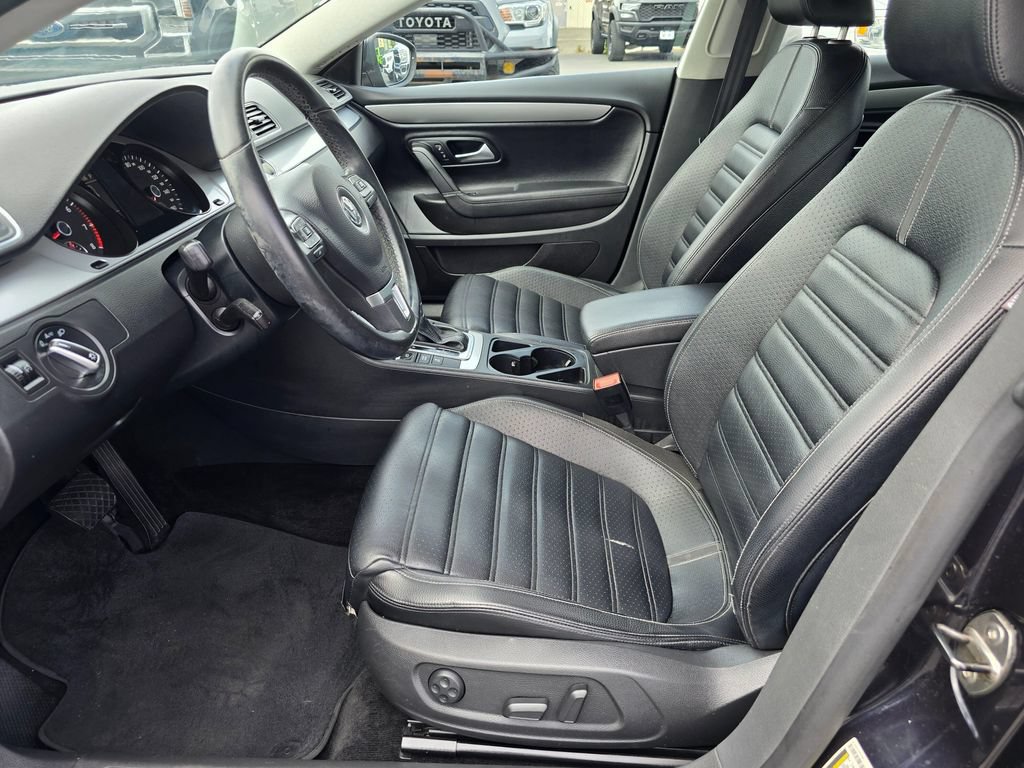 Used 2012 Volkswagen CC Sport FWD image 18